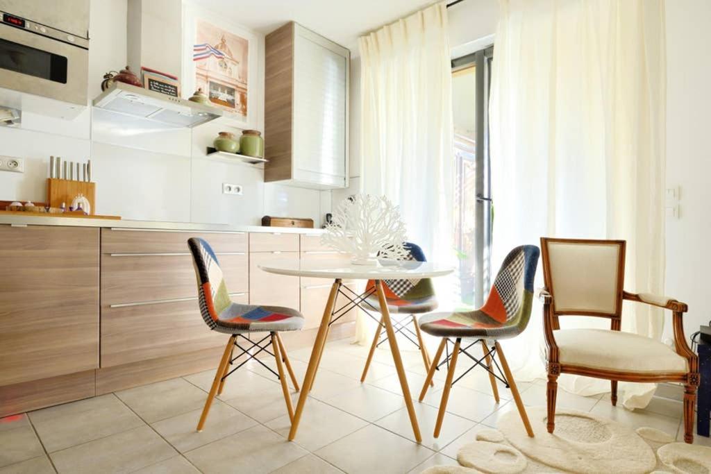 Le Precieux - Superbe Appart Confort Avec Grande Terrasse De 25M2 - Parking Prive Proche Centre Ville D'Aix En Provence - Hopital Hpp - Creps Aix-en-Provence Buitenkant foto